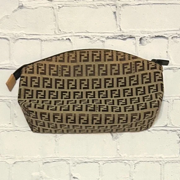 Fendi Zucca Brown Canvas Monogram Zipper Pouch & Fendi Box (EUC) - Picture 11 of 12